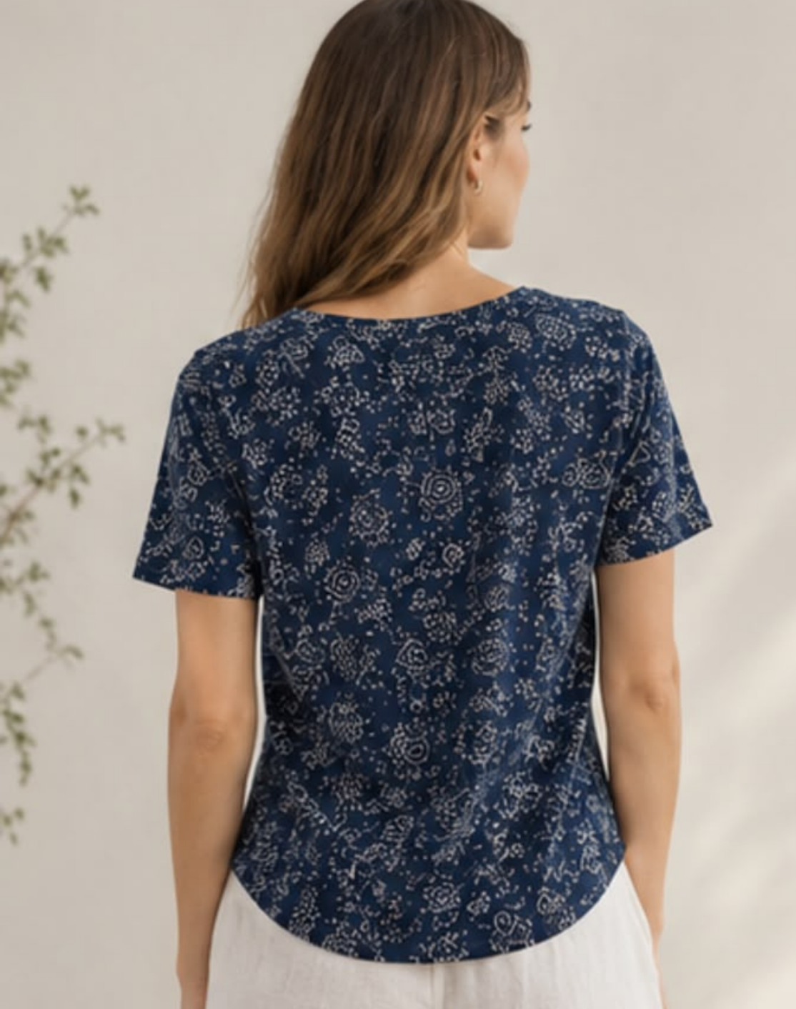 Indigo Vine Garden Boat Neck Tee in GOTS-Certified Organic Cotton Secondary image